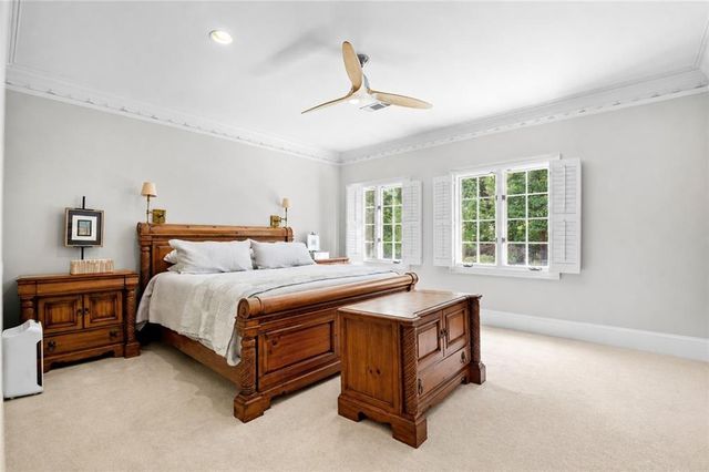 135 Lameloise Lane, Atlanta, GA 30327