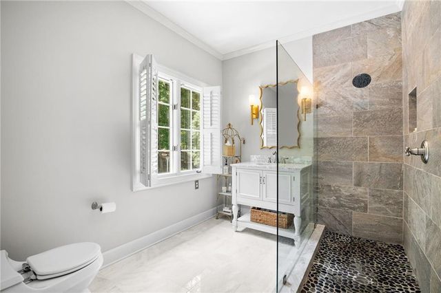 135 Lameloise Lane, Atlanta, GA 30327