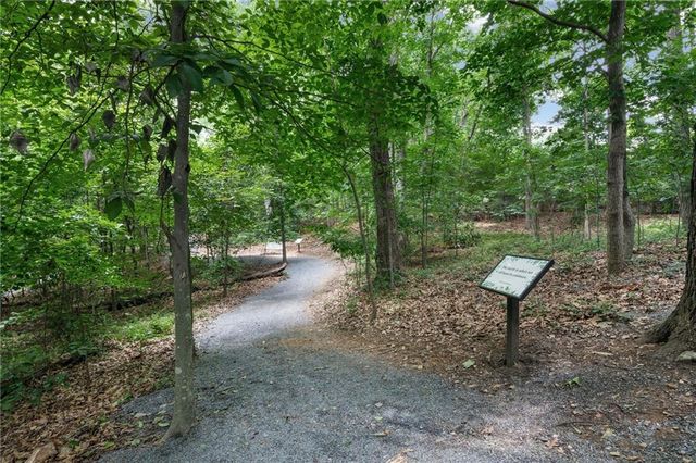 135 Lameloise Lane, Atlanta, GA 30327