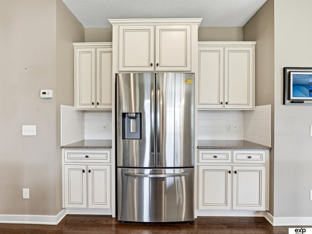 9511 S 172nd Street, Omaha, NE 68136