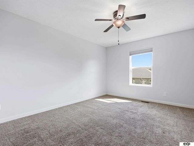 9511 S 172nd Street, Omaha, NE 68136