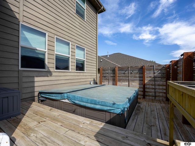 9511 S 172nd Street, Omaha, NE 68136