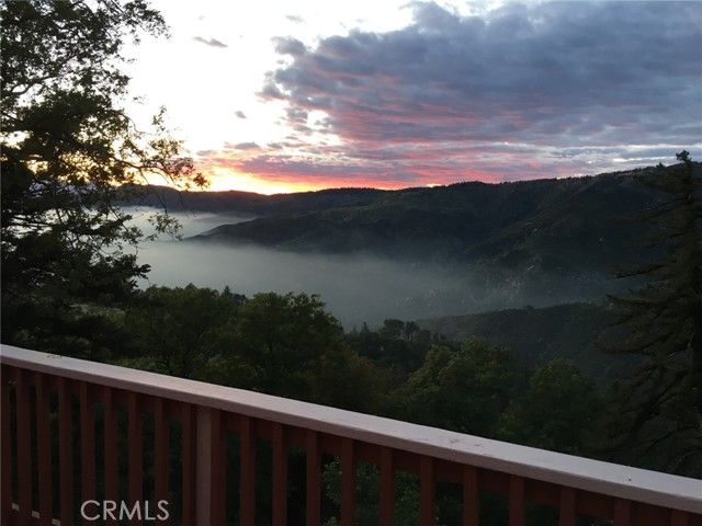 30400 Live Oak Drive, Running Springs, CA 92382