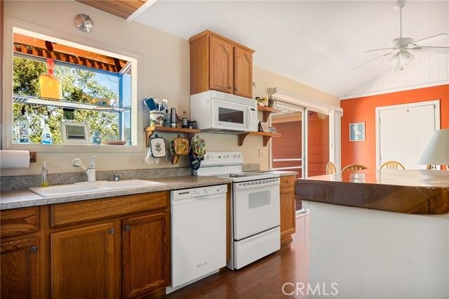 30400 Live Oak Drive, Running Springs, CA 92382