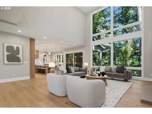 17950 KELOK Rd, Lake Oswego, OR 97034