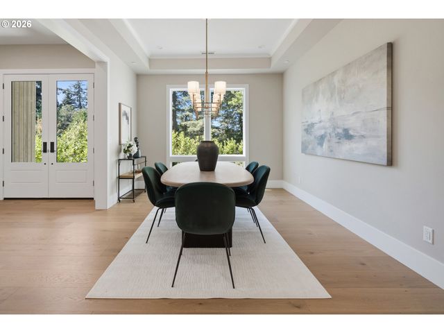 17950 KELOK Rd, Lake Oswego, OR 97034