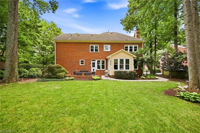4911 Setter Court, Jamestown, NC 27282