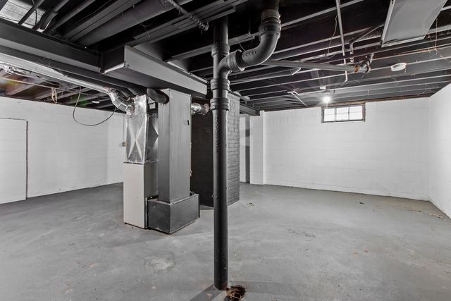 621 Burr Street, Gary, IN 46406
