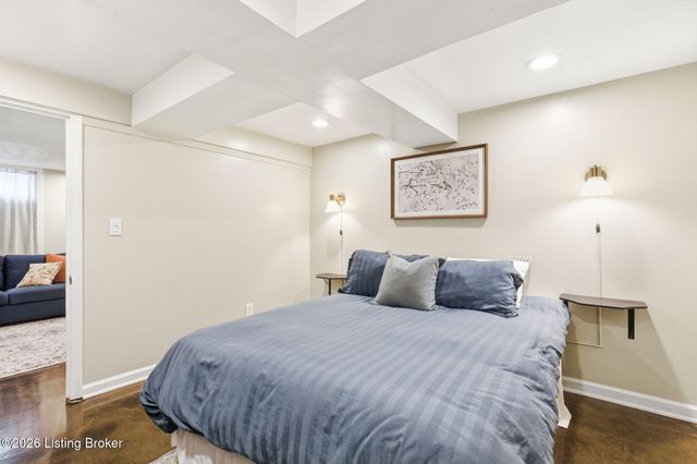 5424 Westhall Ave, Louisville, KY 40214