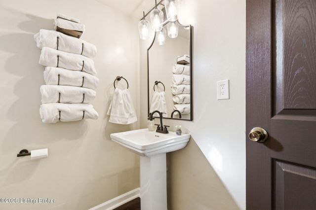 5424 Westhall Ave, Louisville, KY 40214