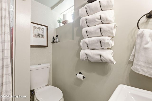 5424 Westhall Ave, Louisville, KY 40214