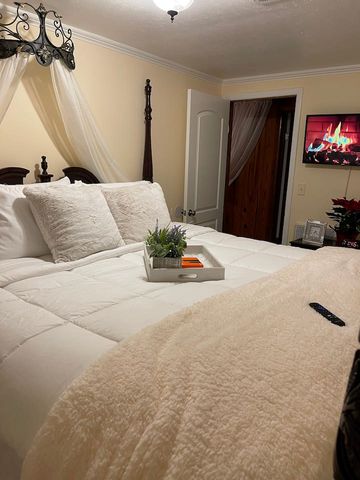 2266 Lake Street, Dothan, AL 36303