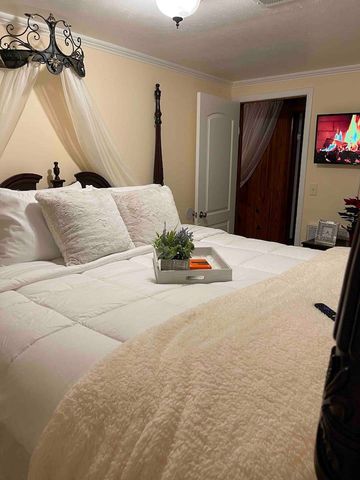 2266 Lake Street, Dothan, AL 36303