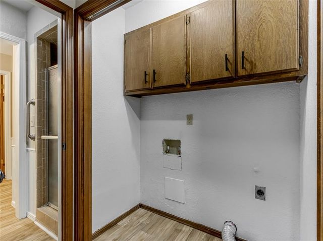 9404 Red Oak Lane, Edmond, OK 73034