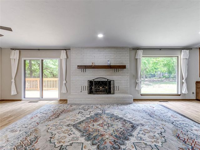 9404 Red Oak Lane, Edmond, OK 73034