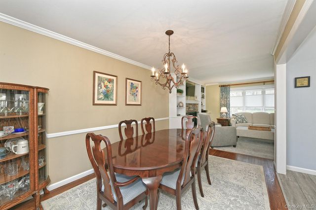 7 Gaston Street, Melville, NY 11747