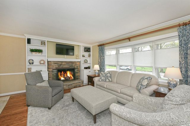 7 Gaston Street, Melville, NY 11747