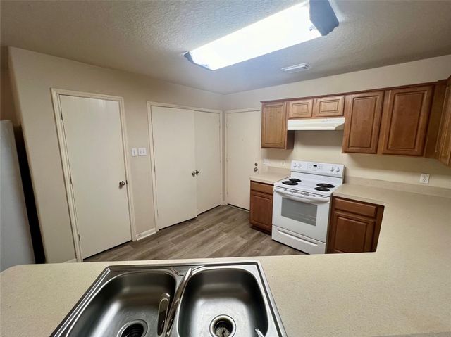 17910 Port O Call Street, Crosby, TX 77532