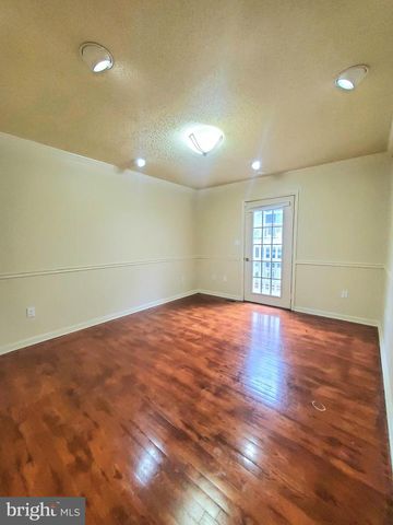 742 S GRANADA ST, Arlington, VA 22204
