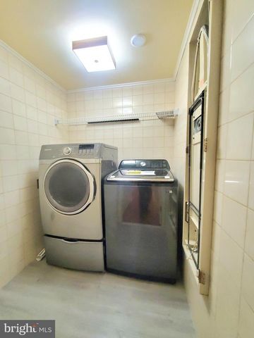 742 S GRANADA ST, Arlington, VA 22204