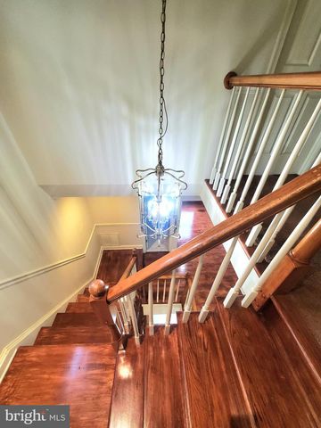 742 S GRANADA ST, Arlington, VA 22204