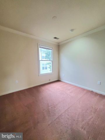 742 S GRANADA ST, Arlington, VA 22204