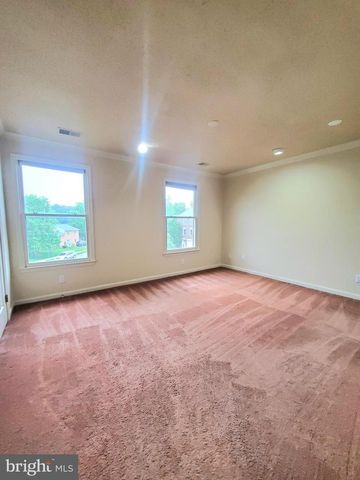 742 S GRANADA ST, Arlington, VA 22204