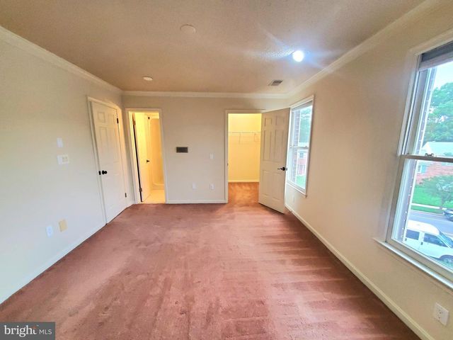 742 S GRANADA ST, Arlington, VA 22204