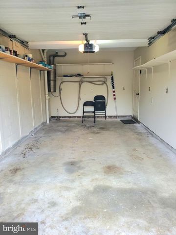 742 S GRANADA ST, Arlington, VA 22204