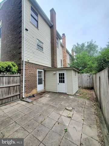 742 S GRANADA ST, Arlington, VA 22204