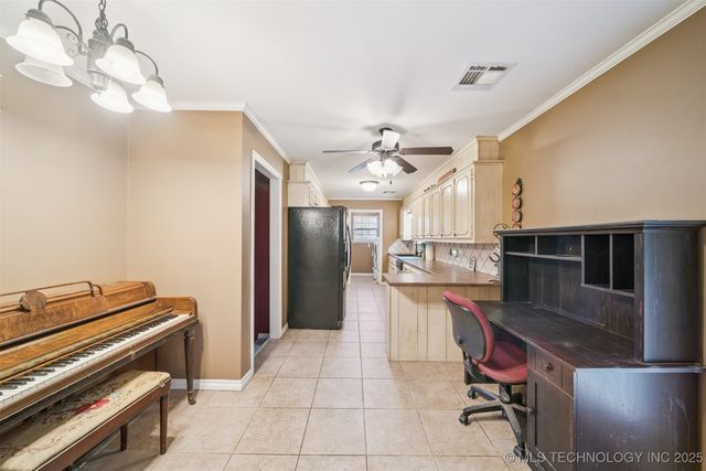 9221 N 165th East Avenue, Owasso, OK 74055