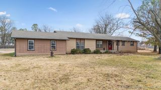 9221 N 165th East Avenue, Owasso, OK 74055