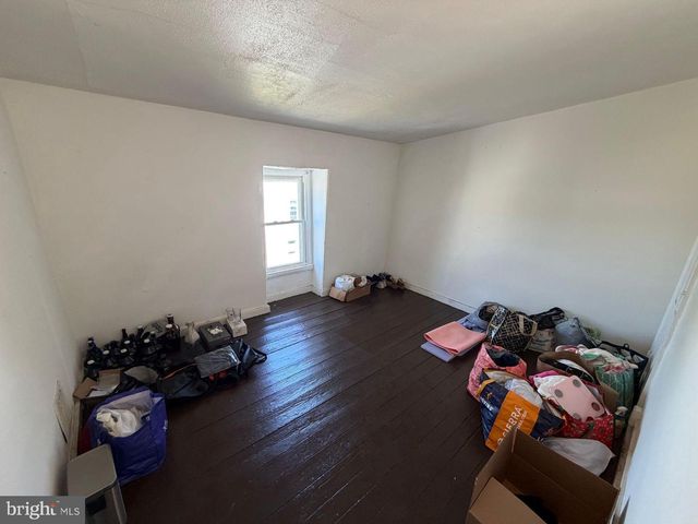 25 S SUSSEX ST, Gloucester City, NJ 08030
