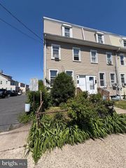 25 S SUSSEX ST, Gloucester City, NJ 08030