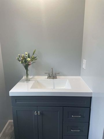 40 Hillcrest Road, Rutland City, VT 05701