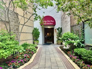 40 E 9th Street 512, Chicago, IL 60605