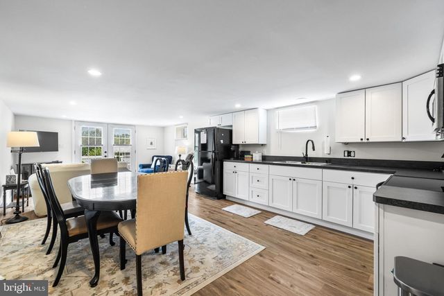 15 PINE ST, Jacobus, PA 17407