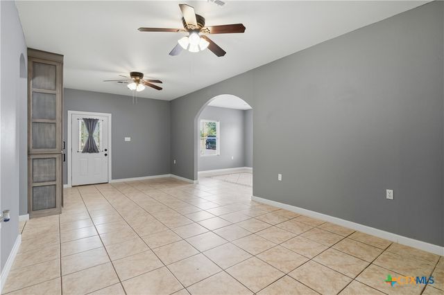 245 Muehl Road, Seguin, TX 78155