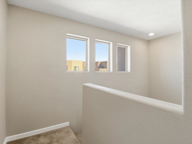 5003 Wheeler Lane, Santa Fe, NM 87507