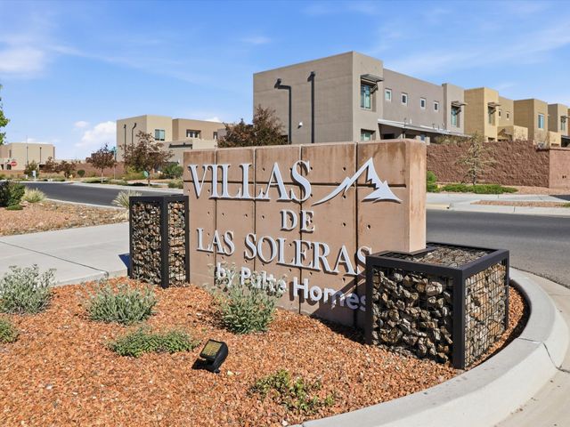 5003 Wheeler Lane, Santa Fe, NM 87507
