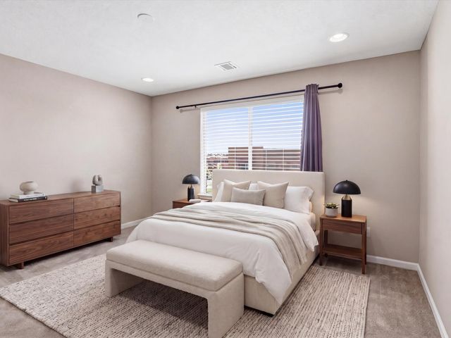 5003 Wheeler Lane, Santa Fe, NM 87507