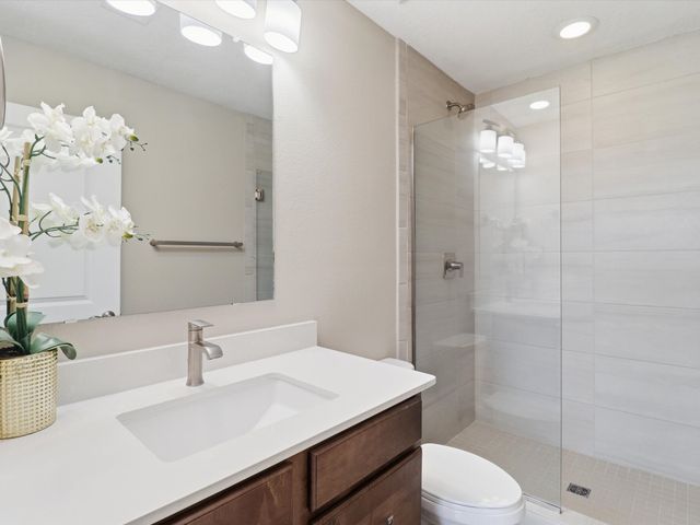 5003 Wheeler Lane, Santa Fe, NM 87507