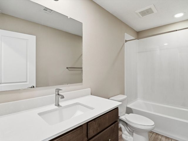 5003 Wheeler Lane, Santa Fe, NM 87507