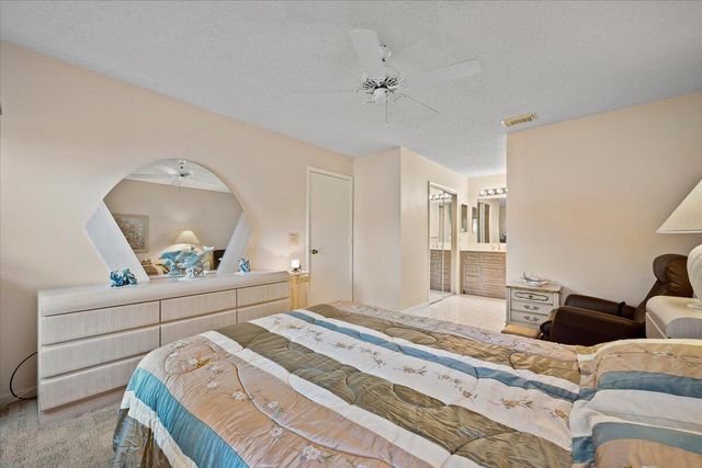 10831 SE Sea Pines Circle, Hobe Sound, FL 33455