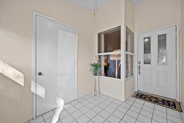 10831 SE Sea Pines Circle, Hobe Sound, FL 33455