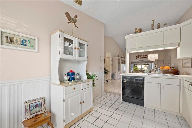 10831 SE Sea Pines Circle, Hobe Sound, FL 33455