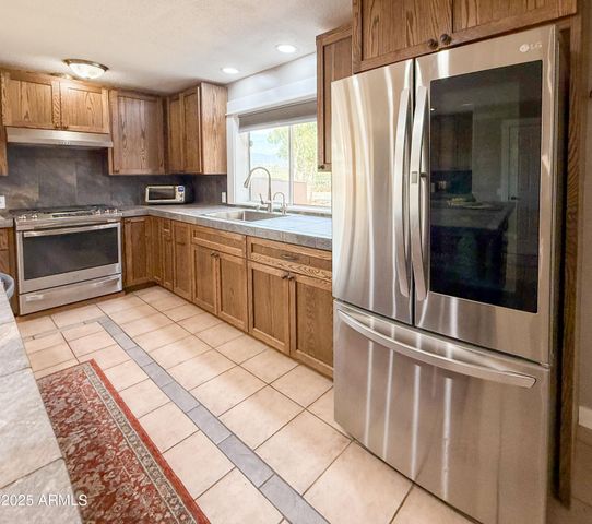 4120 S ARABIAN Drive, Sierra Vista, AZ 85650