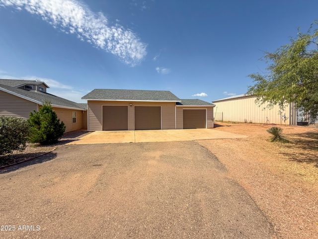 4120 S ARABIAN Drive, Sierra Vista, AZ 85650