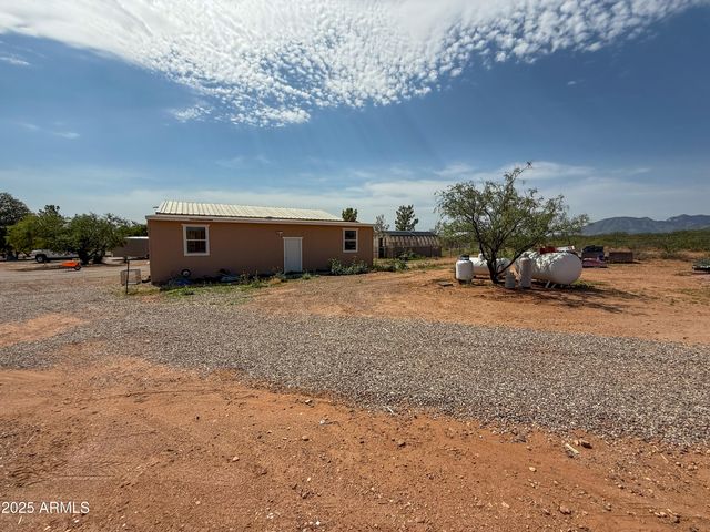 4120 S ARABIAN Drive, Sierra Vista, AZ 85650