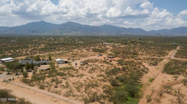 4120 S ARABIAN Drive, Sierra Vista, AZ 85650